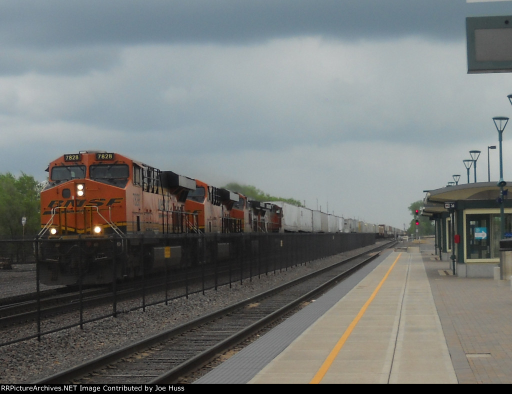 BNSF 7828 West